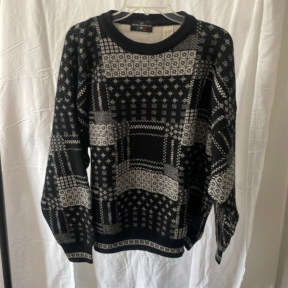 Patterned sweater
